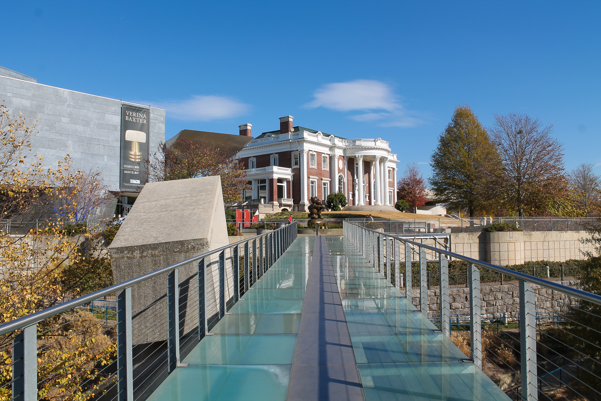 Bridge to Hunter Museum of Art in Chattanooga.