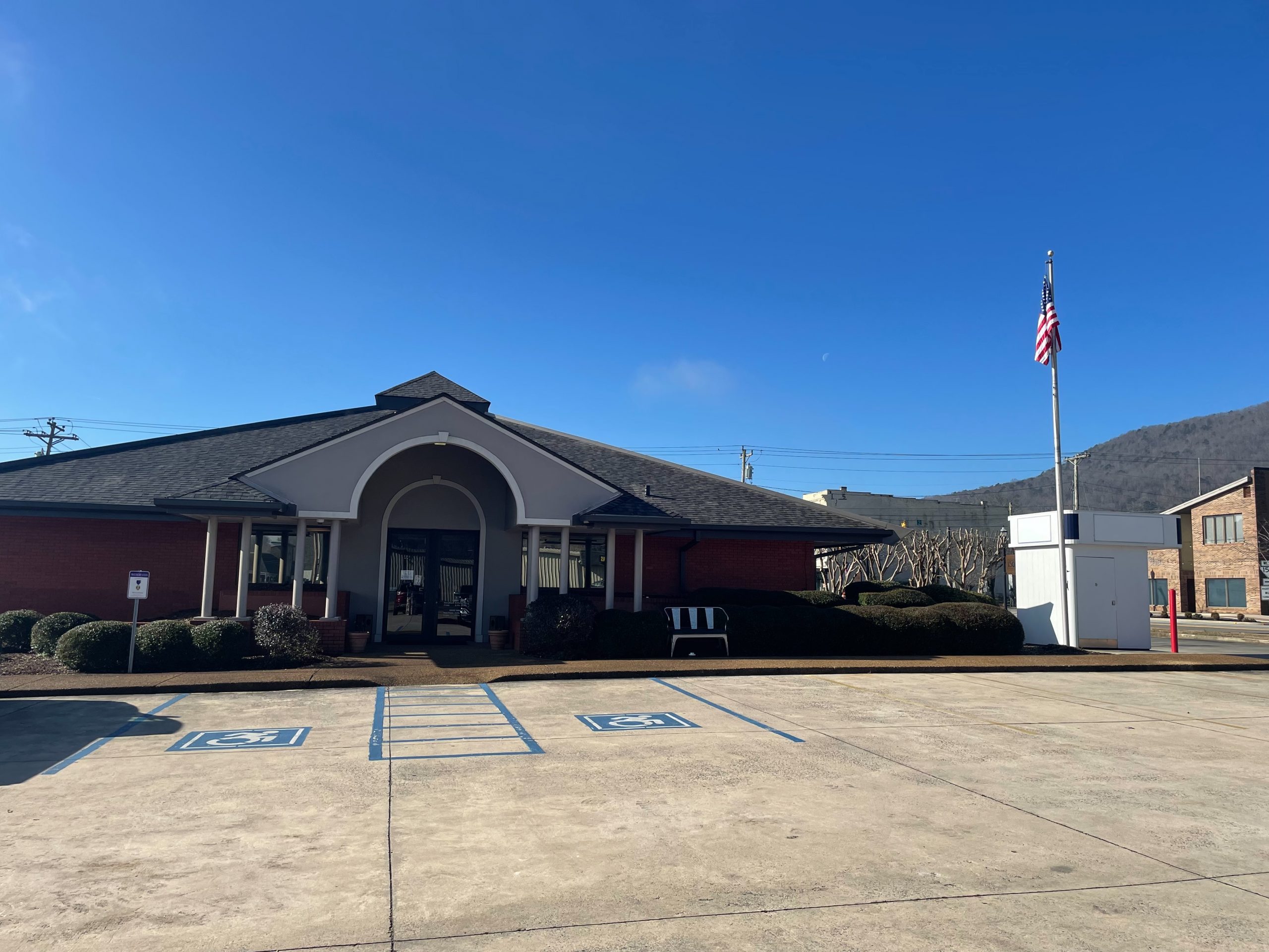 South Pittsburg building location